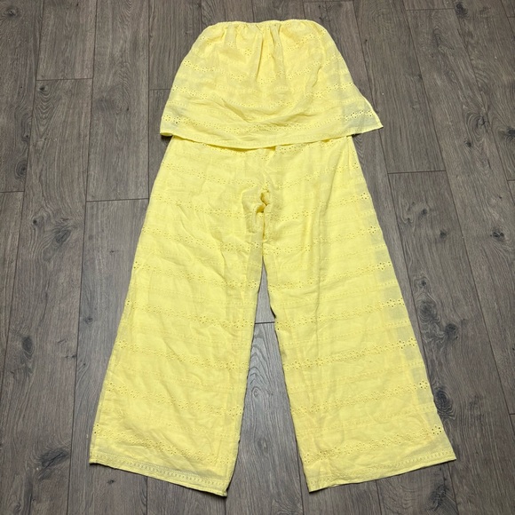 Butter yellow floral lace eyelet preppy strapless jumpsuit medium romper new - Picture 2 of 5